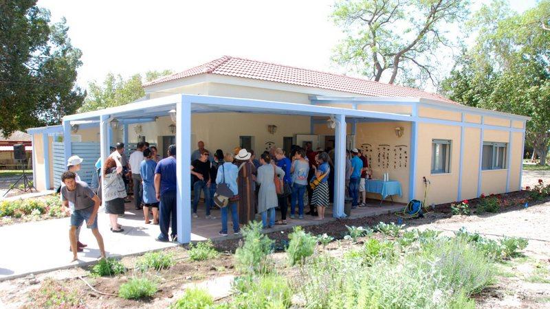 בית לחיים בקיבוץ עין הנצי"ב