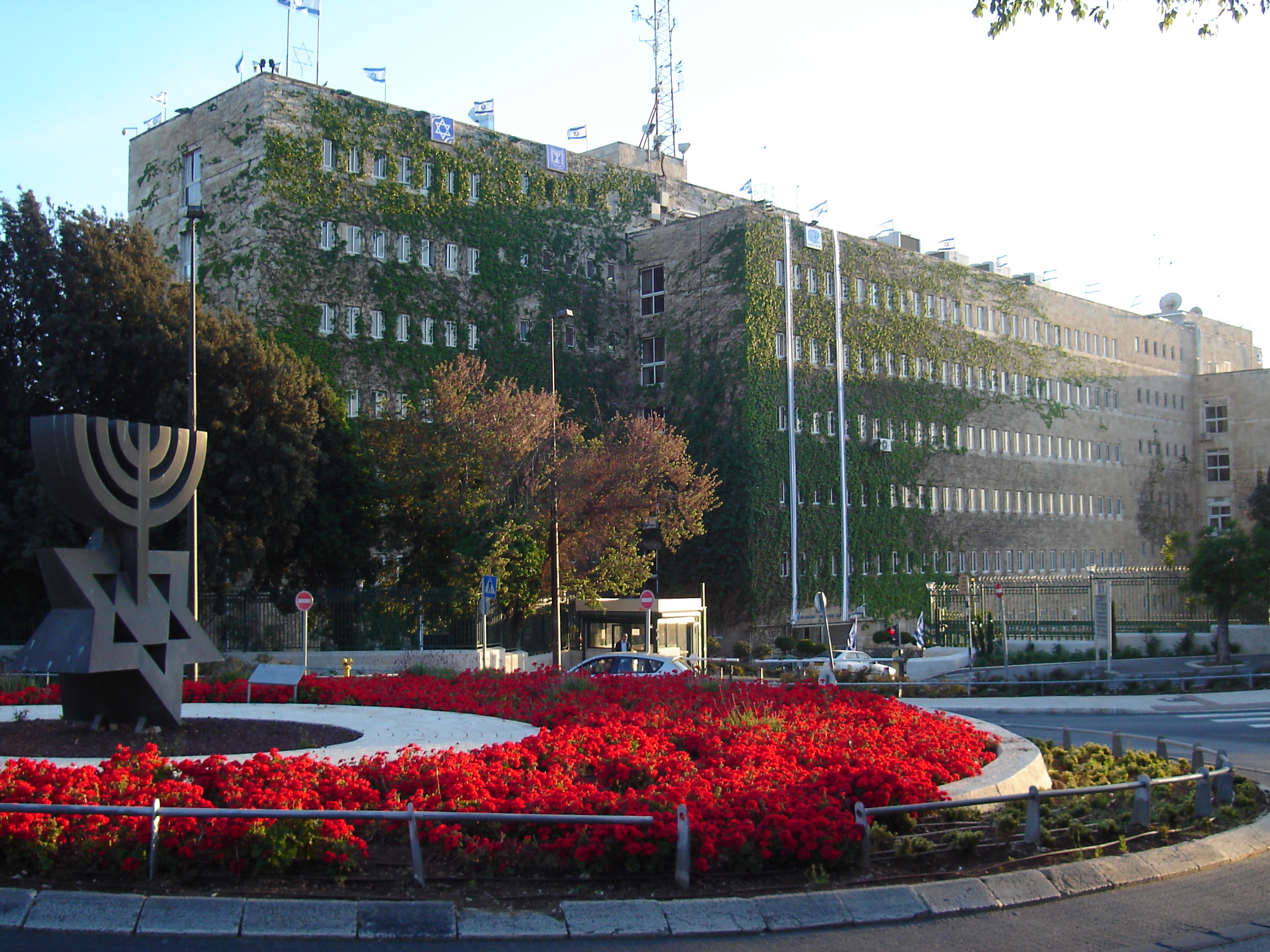 תקציב המדינה יוצג לממשלה ונראה כי פקידי האוצר סימנו מטרה: פגיעה קשה בקיבוצים וחיסול החקלאות