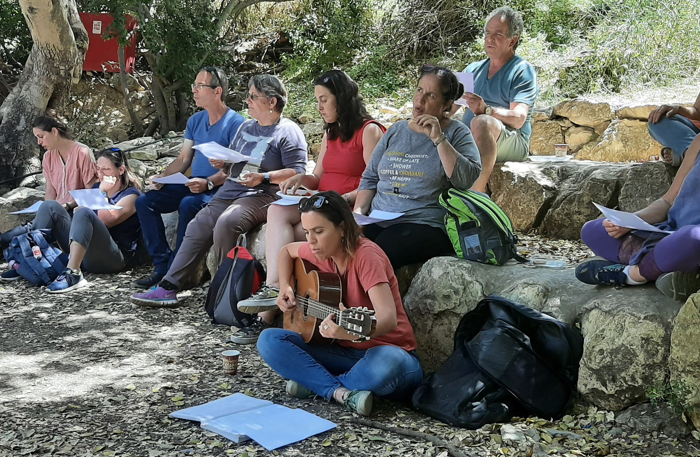 משתתפי המחזור הראשון של תכנית "כרם" במהלך סיור שהתקיים במסגרת המפגשים