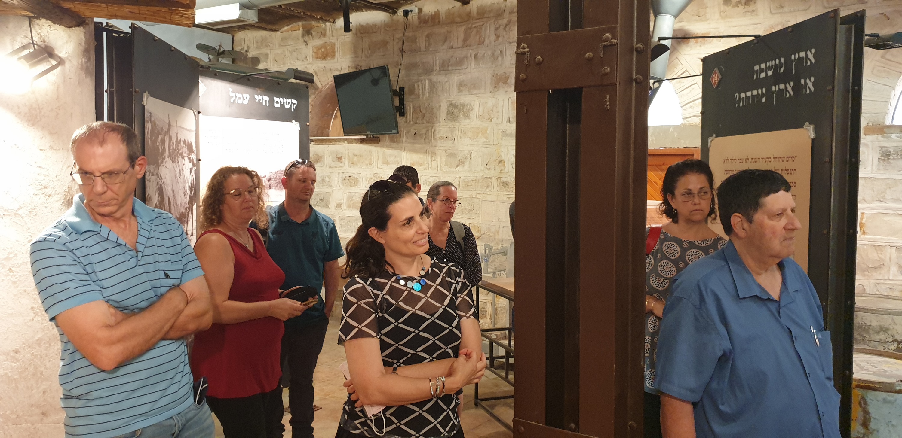 מטה התנועה הקיבוצית בסיור ב"חצר הגדולה" במרחביה