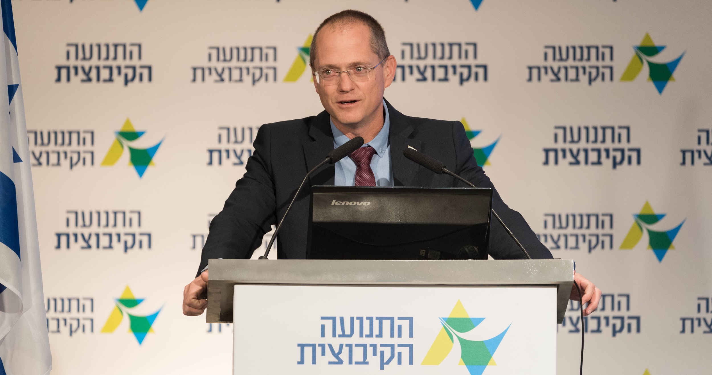 השר פורר בכנס הנהגות. צילום: דנה בר-און